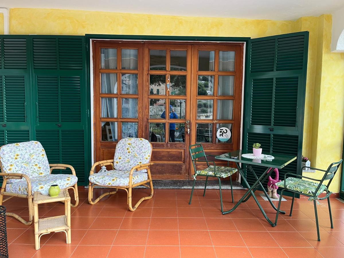Rocca Di Corno Guest House Finale Ligure Luaran gambar